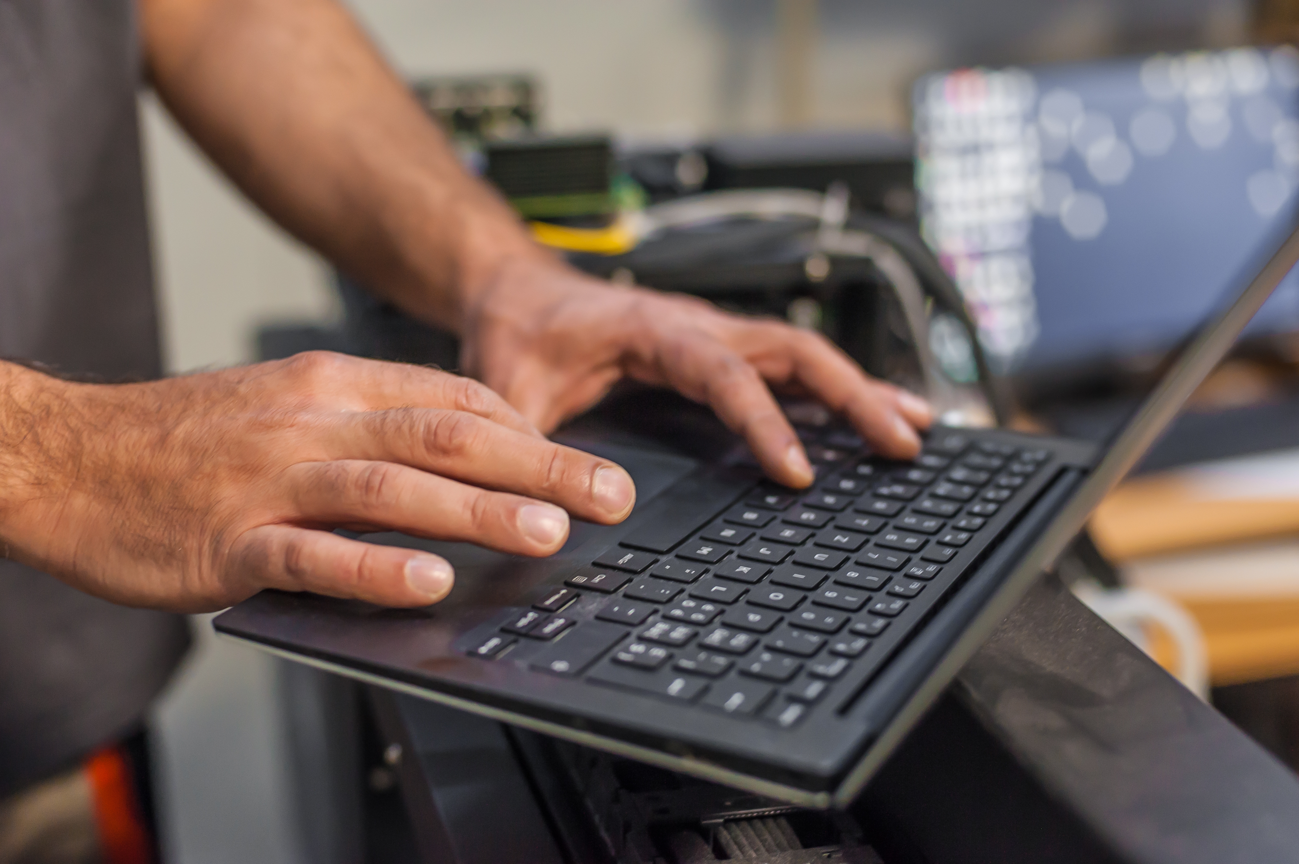 How to Use Field Data to Improve Service Operations